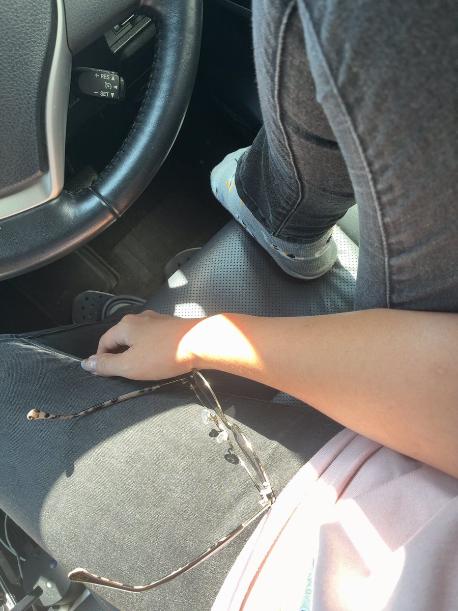 どうしよう…高熱っぽい𝙸𝙽所沢😭

下の子のマンションの契約っす🥹
もちろん1人…🫠

帰れれば良いですね🫡