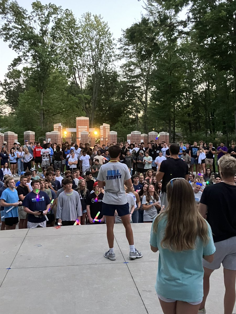 Northwoodmbb's tweet image. Howl Night at Northwood🐺🐺🐺

#WelcomeWeek #RollTimbys