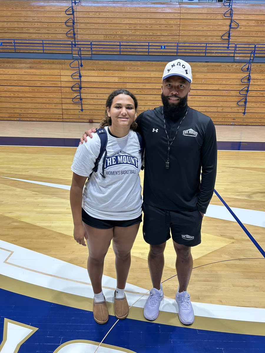 Great experience today at the <a href="/Mount_WBB/">Mount Women's Basketball</a> camp! Thank you to <a href="/coach_white5/">Antoine White</a> and the team for putting on a great camp!! 🏀🏀