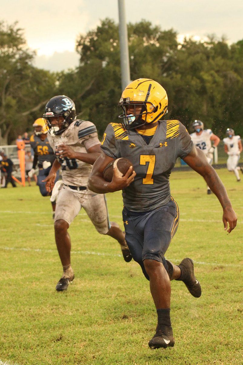 C/O 26 RB <a href="/24_Visionz/">Jamari Sanders</a> 
5’11 200lbs | 3.0 GPA 

7 rushes 161 yards 3 TDs 
1 reception  20 yards 
181 Total yards (2 quarters)

hudl.com/v/2SUP3Z