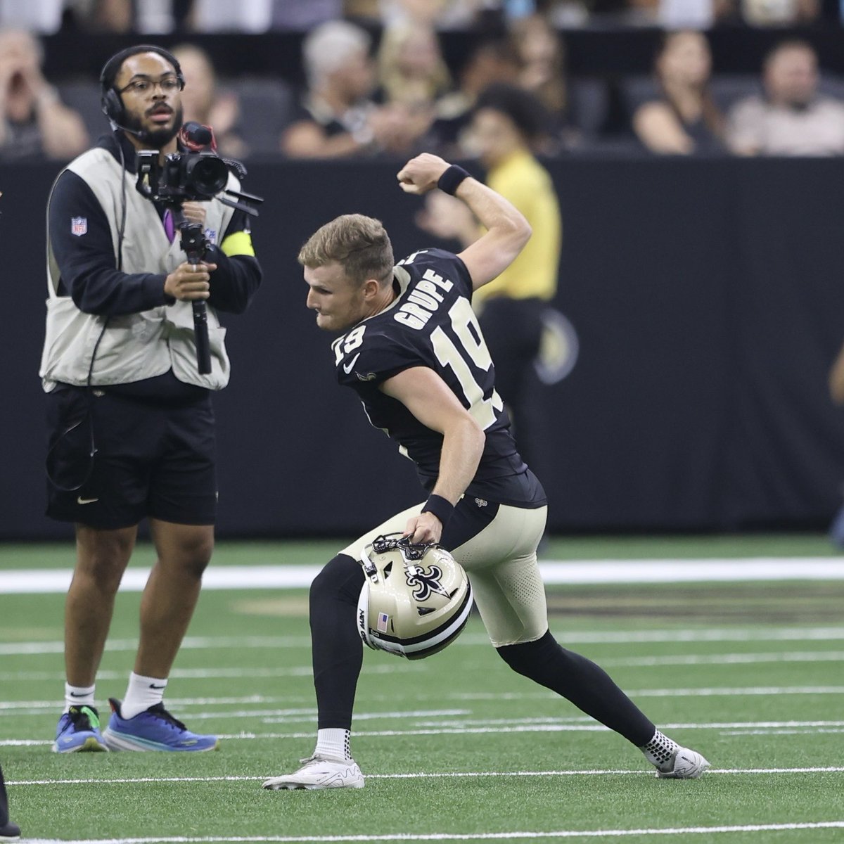 Blake Grupe (@blakegrupe) on Twitter photo Honor and a privilege ⚜️ #WHODAT Honor and a privilege ⚜️ #WHODAT