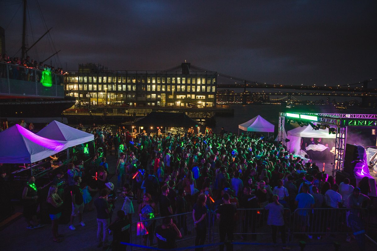 Trusted by premier venues across NYC—from Icahn Stadium to Times Square, South Street Seaport, and beyond 🇺🇸🌇 Crossfire delivers rider-ready audio, lighting, video &amp; expert support—on time, on spec, show-ready.

Call (800) 884‑0653 or get a free quote at proavrentals.com