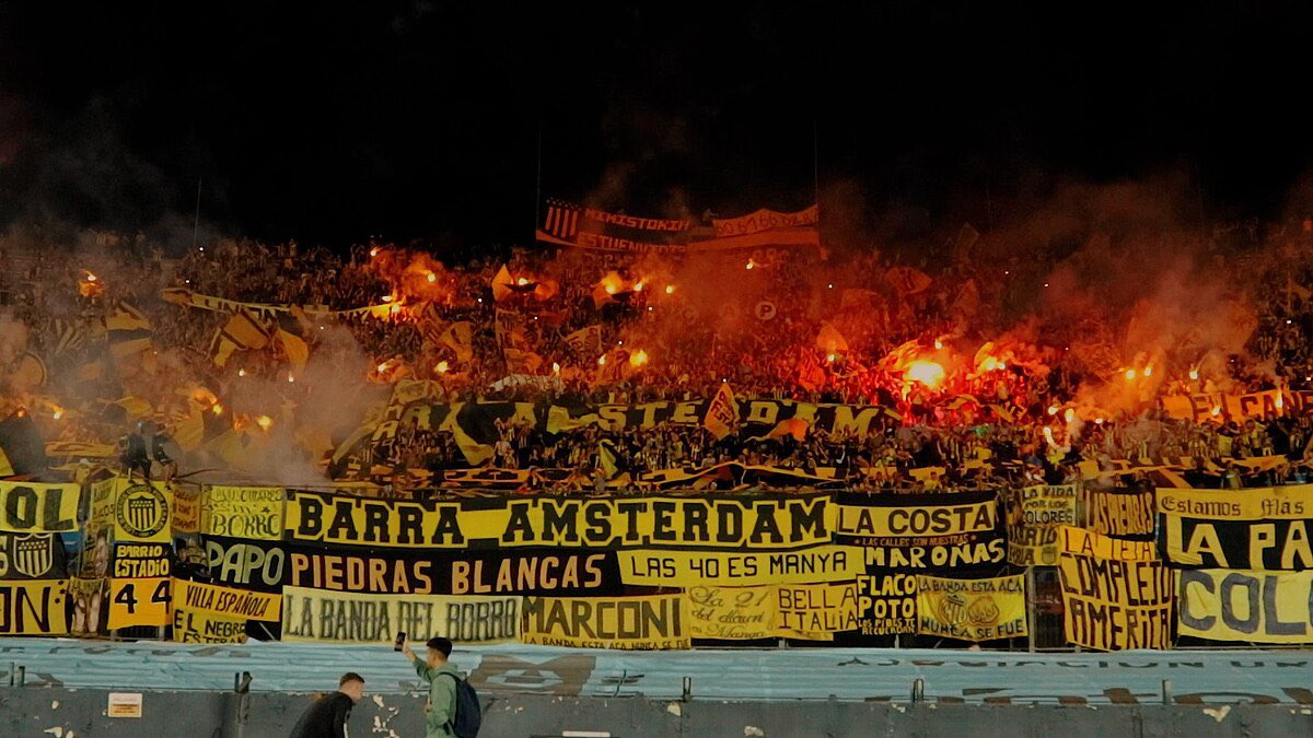 pauharrison's tweet photo. @ultras_antifaa PEÑAROL 🇺🇾 https://t.co/Sn6K31DCtY