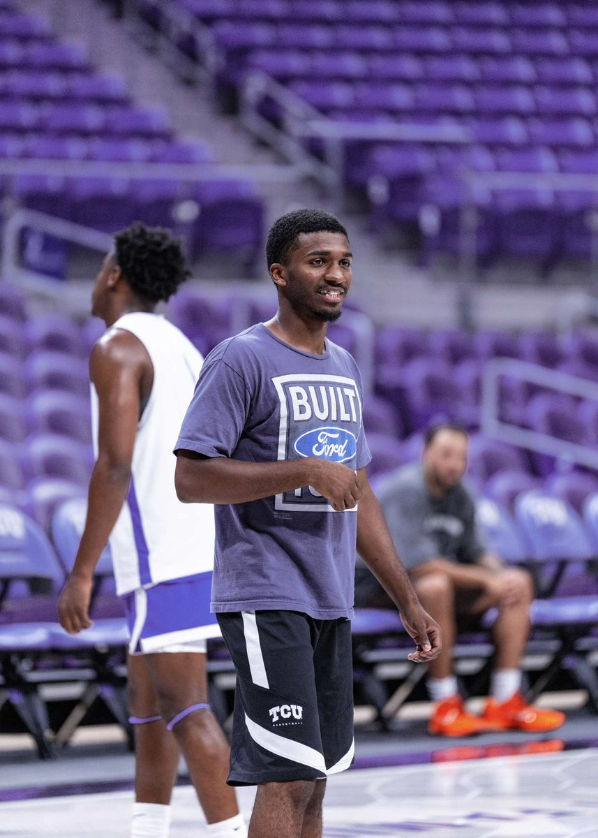 TCUBasketball's tweet photo. @RubeNembhard @jcoles35 https://t.co/CmIVYOjyvl