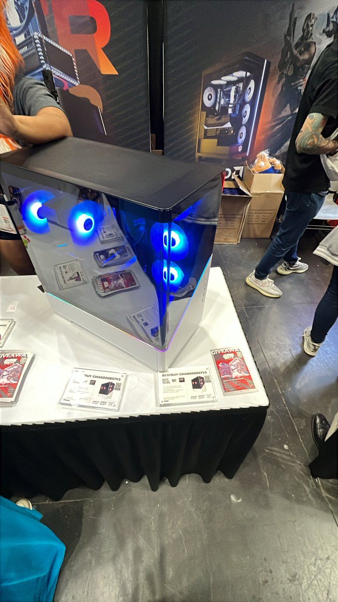JoffwayL's tweet photo. @CYBERPOWERPC https://t.co/HKsz5E1OAU