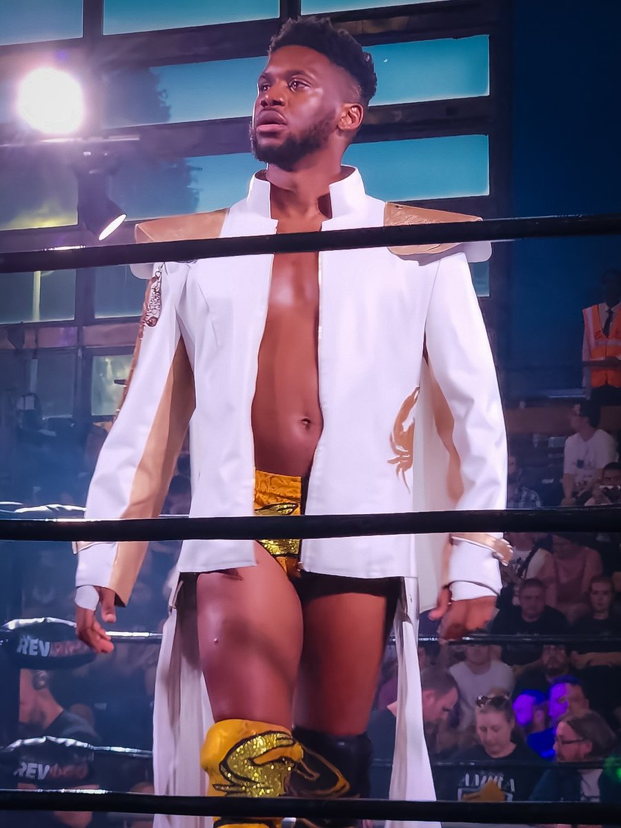 MonicaLikesAEW's tweet image. Watched @TheOJMO then had a maccys, nice one....😂 #RevPro #aew
