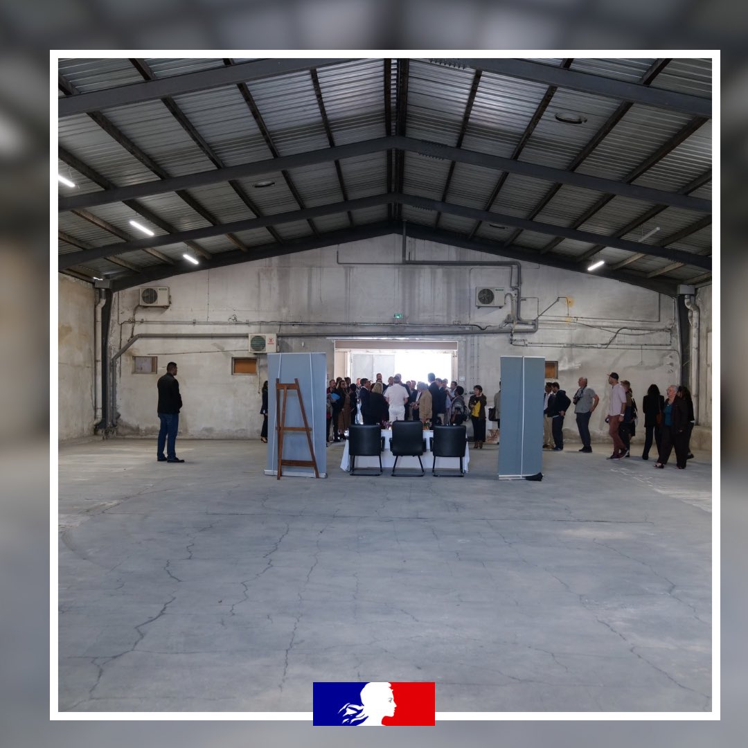 🔵 Visite officielle du ministre d’État, ministre des Outre-mer en Nouvelle-Calédonie.

#ÉtatQuiSoutient | L'État soutient la lutte contre la précarité alimentaire sur le territoire. Le ministre des Outre-mer Manuel Valls s’est rendu à la Banque alimentaire de Nouvelle-Calédonie