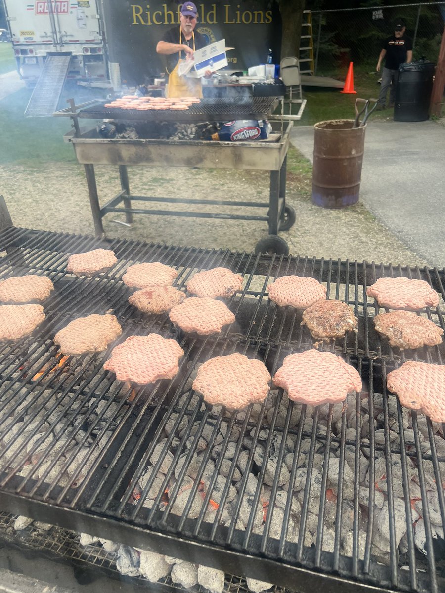 If you ate a brat, hotdog, or burger today at Richfield Days there’s a 100% chance I cooked it for you. Thanks to <a href="/FoxBrosPig/">FoxBros Piggly Wiggly</a> for the delicious food! 🦁 #LionsClub #WeServe