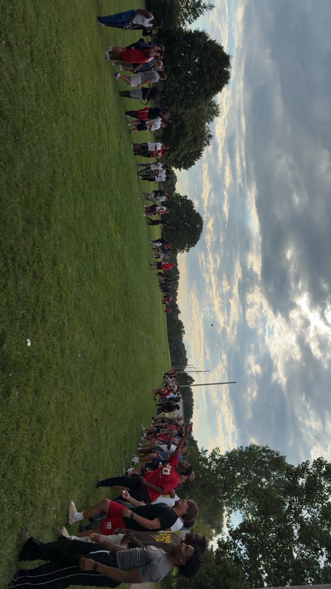 Erik Ieuter (@coachieuter) on Twitter photo <a href="/UOlivetfootball/">The University of Olivet Football</a> had some fun with our egg toss competition! #GoComets <a href="/UOlivetfootball/">The University of Olivet Football</a> had some fun with our egg toss competition! #GoComets