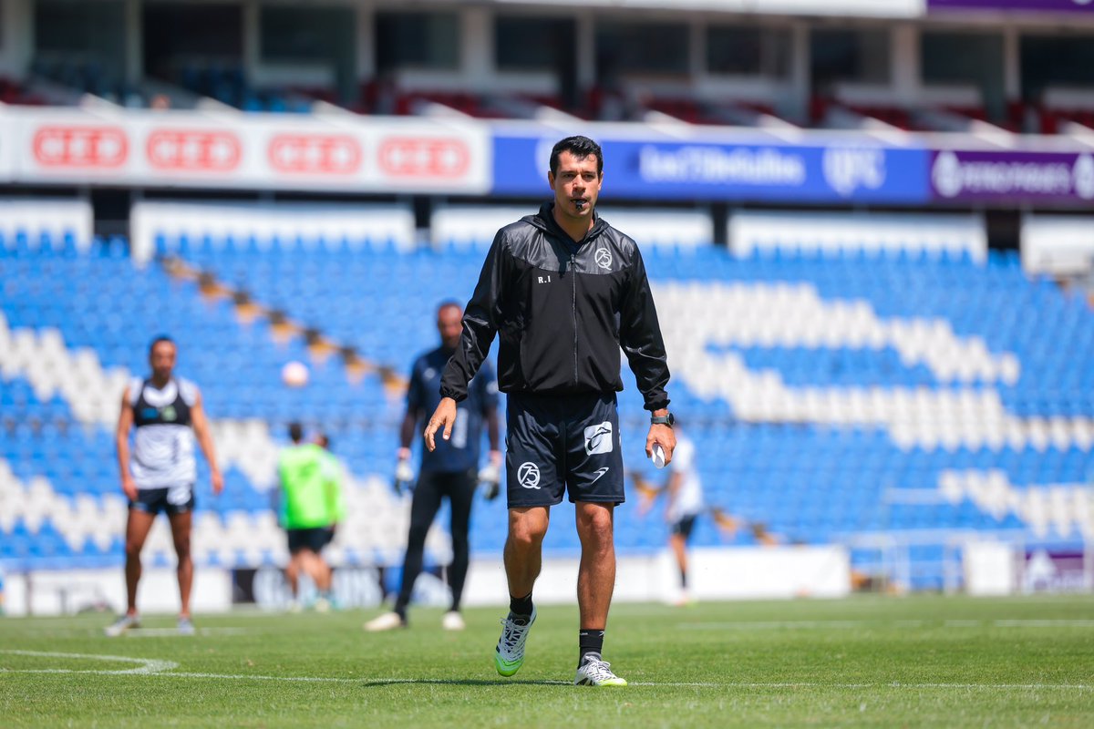 RodrigoInigo2's tweet image. Gallos Blancos de Querétaro Apertura2025.
Seguimos construyendo! #strongteam #workingtoimprove #succeed #process ⚽️🔝🇲🇽 @Club_Queretaro