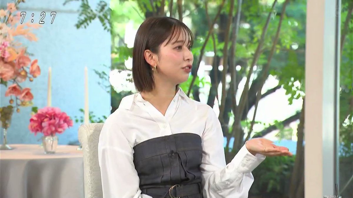 Miimg11's tweet photo. ボクらの時代
8/31㈰ 7:00-7:30 フジテレビ
伊藤沙莉×玉井詩織×堺小春

プライベートで超仲良しな3人きっかけは米フロリダ州のディズニー・ワールド旅行!
笑いあり喧嘩ありの珍道中で生まれた絆、大みそか紅白歌合戦の後に司会を務めた伊藤が2人の前で流した涙 https://t.co/5SOK6m9eGV