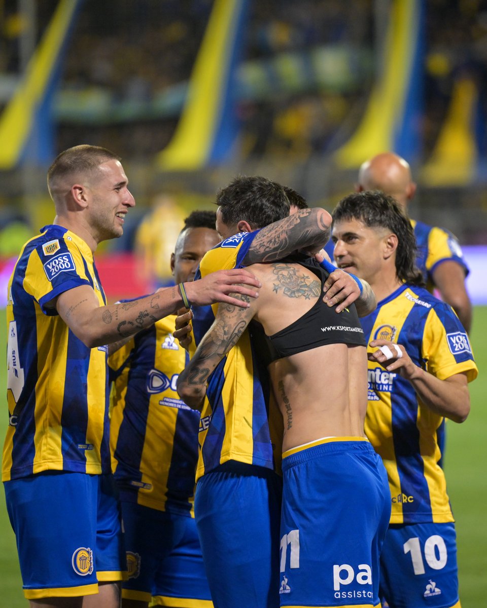 LigaAFA's tweet photo. ¡El Canalla se quedó con el #ClásicoRosarino! 

Con el TREMENDO GOLAZO de Di María, @RosarioCentral le ganó 1-0 a @Newells por la #Fecha6 del #TorneoBetano Clausura 2025 🏆 https://t.co/nbZVSCokef