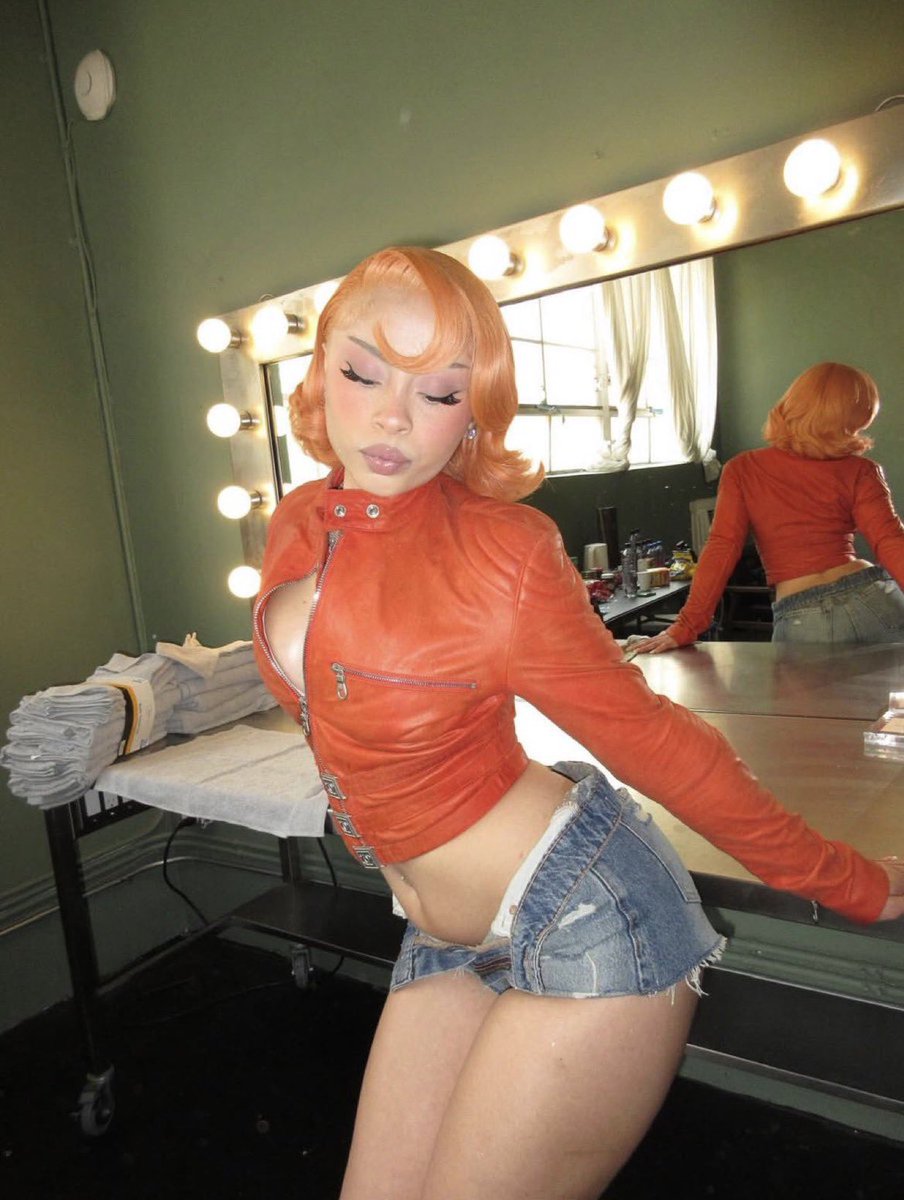 playwoi's tweet image. ice spice. what a woman!