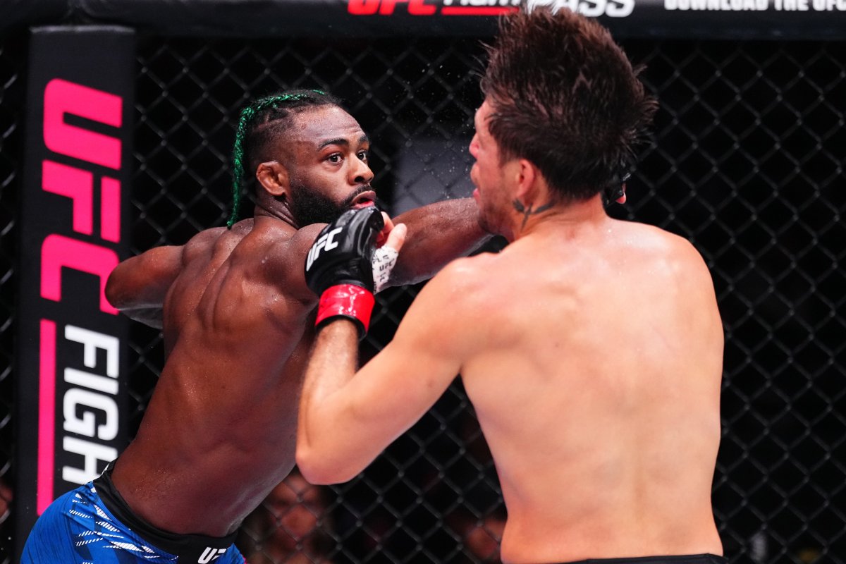 LockZone3's tweet image. 🔥 VIP HEATER 🔥

CASHED TJ FRIEDL for under 1.5 bases yesterday ✅ … and then BOOM 💣 
Sergei + Sterling ML smashed for a MASSIVE 5 UNIT hit 💰🚀
This is what separates the LockZone, big plays, big profits, nonstop dubs 🔒🐐 
#sportsbettingpicks  #GamblingX