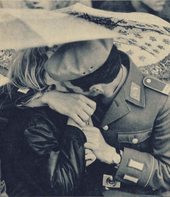 Ostalgie (@vorsitzende_) on Twitter photo 