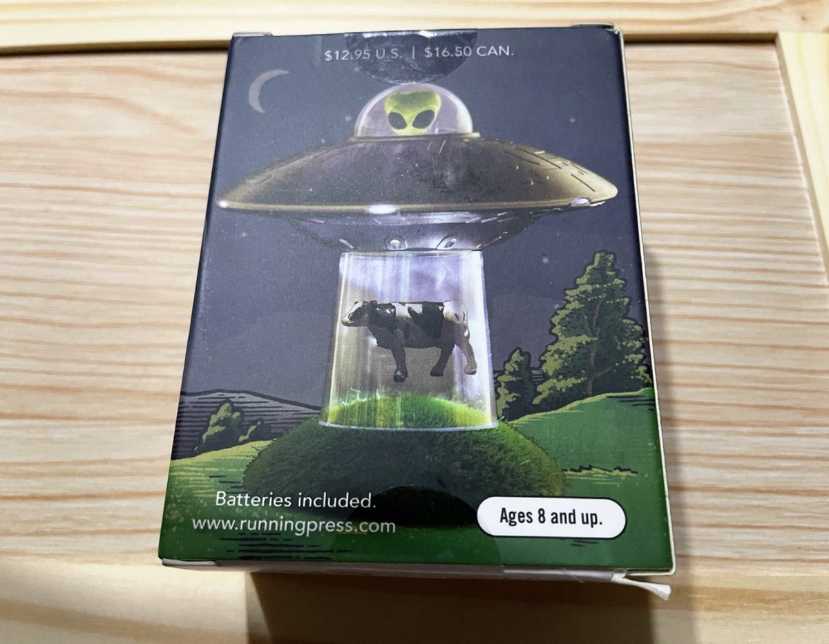 Madame_Alien's tweet photo. Nave espacial como si fueran flores del planeta Plutón 🖤🥰🥰🥰 https://t.co/oyKDQoITau