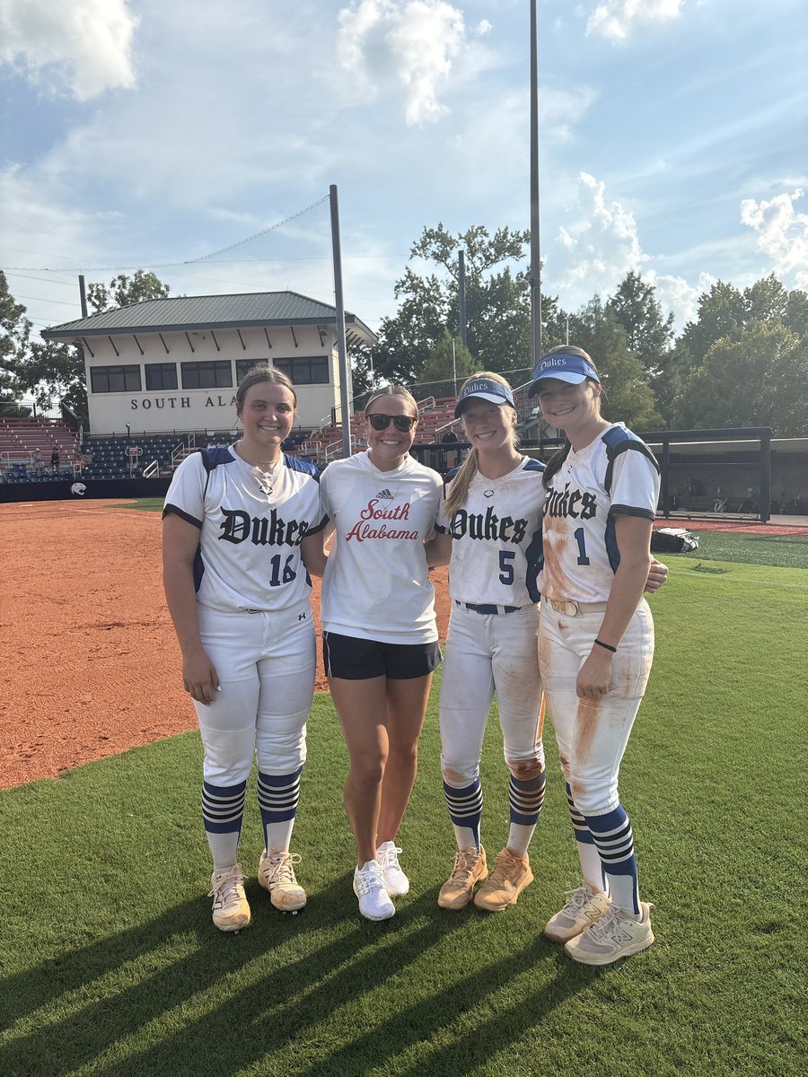 Parker Stubbs (@parkerstubbs16) on Twitter photo Always a great time at Jaguar field!! Thank you coaches <a href="/BclarkUSA/">Becky Clark</a> <a href="/StinaMcC7/">Kristina McCain</a> <a href="/kellyhorne31/">Kelly Horne</a> <a href="/merebearve3/">Meredith Keel</a> <a href="/FLImpactYates/">Florida Impact-Yates/Lingle</a> Always a great time at Jaguar field!! Thank you coaches <a href="/BclarkUSA/">Becky Clark</a> <a href="/StinaMcC7/">Kristina McCain</a> <a href="/kellyhorne31/">Kelly Horne</a> <a href="/merebearve3/">Meredith Keel</a> <a href="/FLImpactYates/">Florida Impact-Yates/Lingle</a>