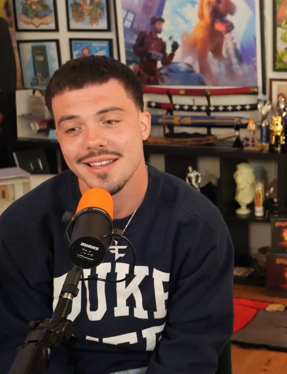 antipiker's tweet photo. might need his ***** liekkkk.. 😭😭 https://t.co/zPNPVPKaig