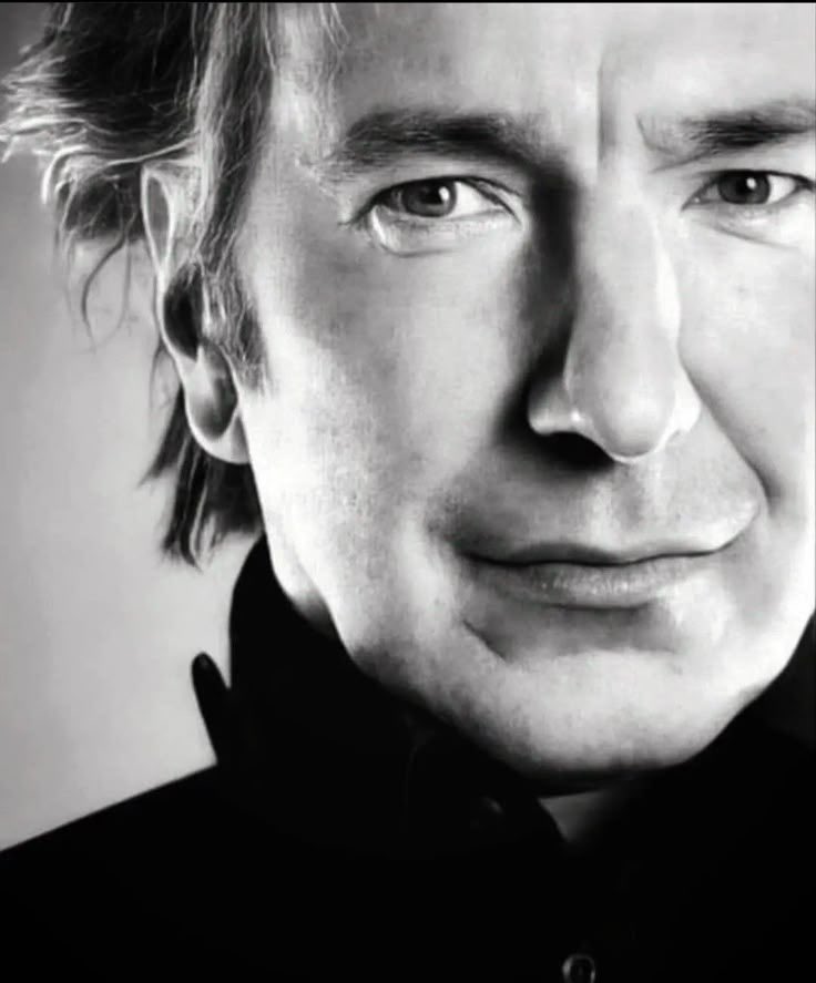 Day 23 of posting more Alan Rickman in August

Alan and his Cupid’s bow lips 👄