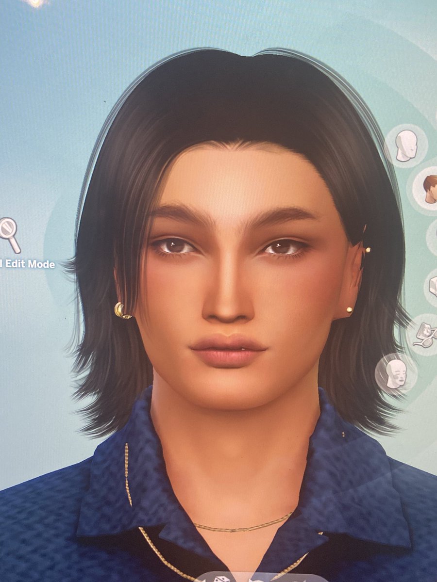 tried to make a male sims yesterday and wow he’s so ugly i’m so sorry i can’t believe i created such an ugly thing so i tried again and he looks much better but doing male sims is so hard