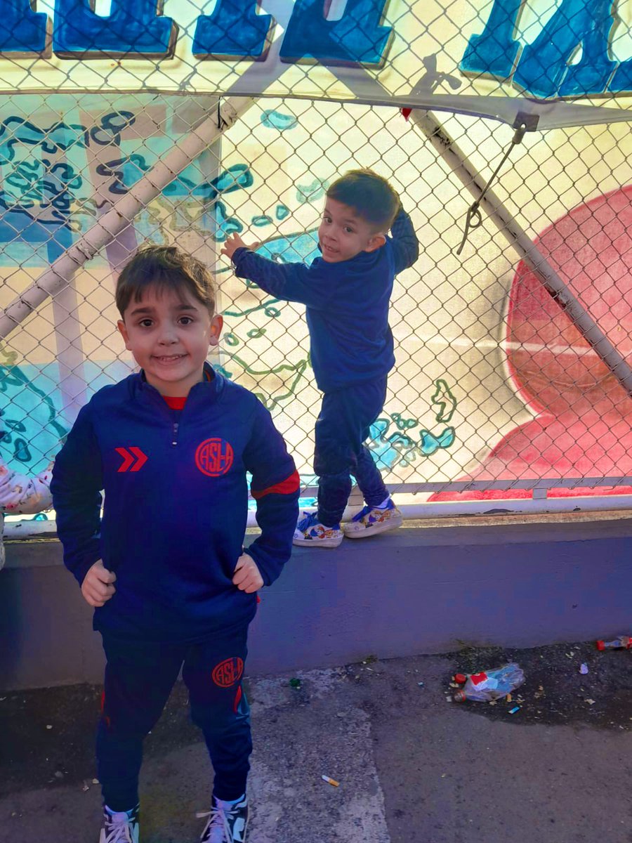 Cita obligatoria. Ganó <a href="/SanLorenzo/">San Lorenzo</a> y ellos están felices 💙❤️..