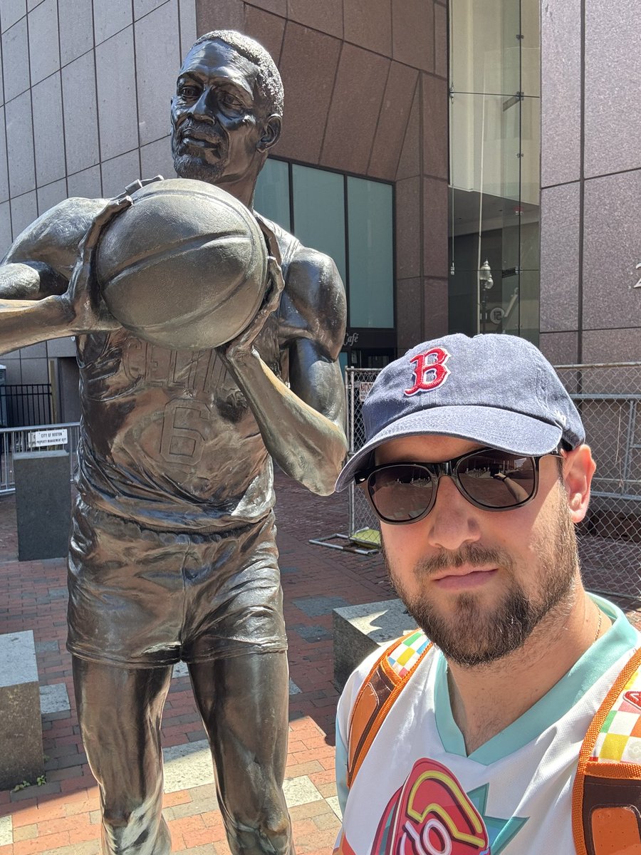 ElCalvisimo's tweet image. Boston was cool 

#PokemonGO