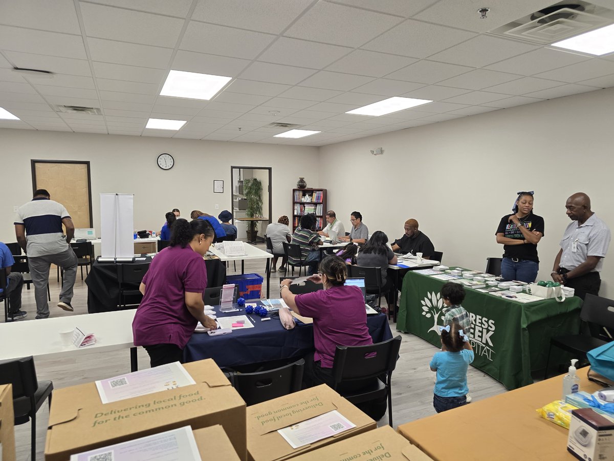 GoldenExp_Inc's tweet photo. A heartfelt thank you to our amazing partners - @harrishealth, @hcphtx, and @CAM_Hope, @PVAMU  school of Nursing for making this possible. 🙌✨

#GoldenHOP
#HealthEquity #CommunityCare #GoldenExperiences https://t.co/UjarvOJOkZ