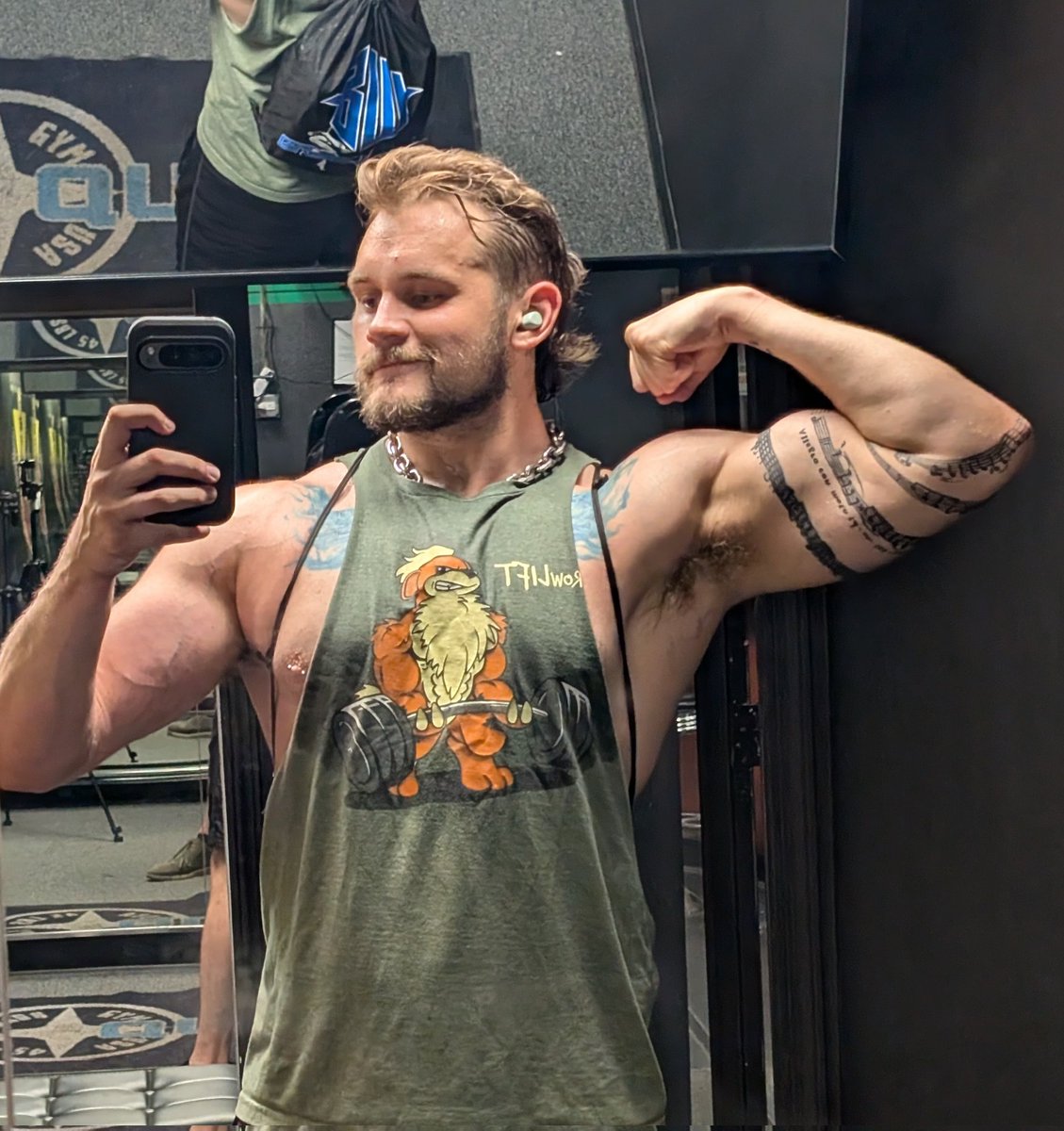 Feeling fuckin jacked and got an hour worth of porn out on JFF today 😈😈😈