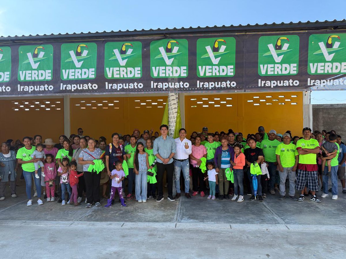 VerdeIrapuato's tweet photo. 🌿💚 En la comunidad La Caja afiliamos a 130 ciudadanos al Partido Verde en #Irapuato.
Rumbo al 2027 seguimos sumando voluntades para que nuestra ciudad se pinte de verde ✨🐢.
#PVEM #Guanajuato
https://t.co/urbLbFA877 https://t.co/sbOZiqjhty