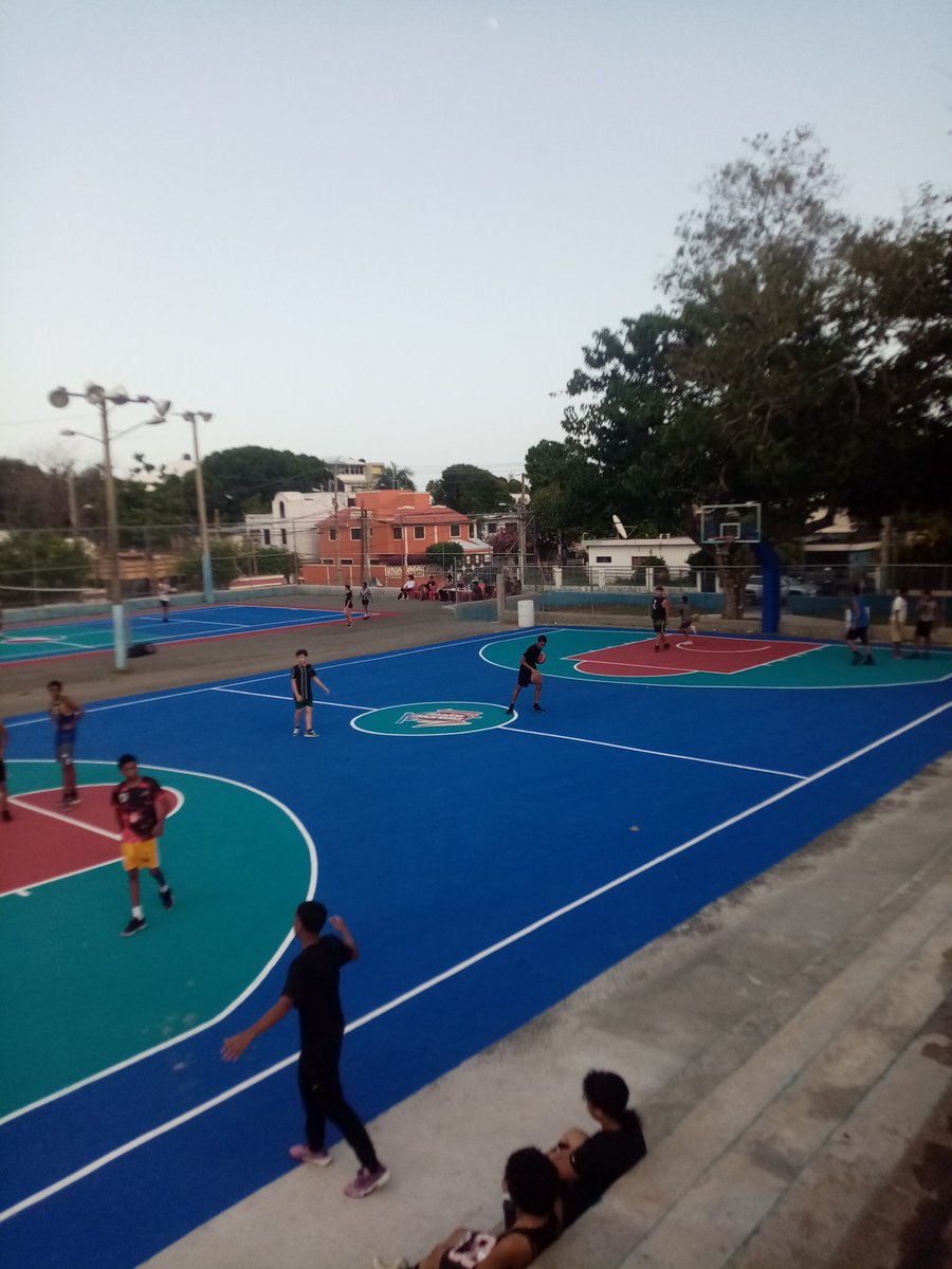 EvelinPlacidoAl's tweet image. El #ClubAtala, la historia
#Cancha #MarlonLembert necesita su #Techado, desde Basket, voleibol, tenis, cultura y educación sin apoyó oficial ofertando.