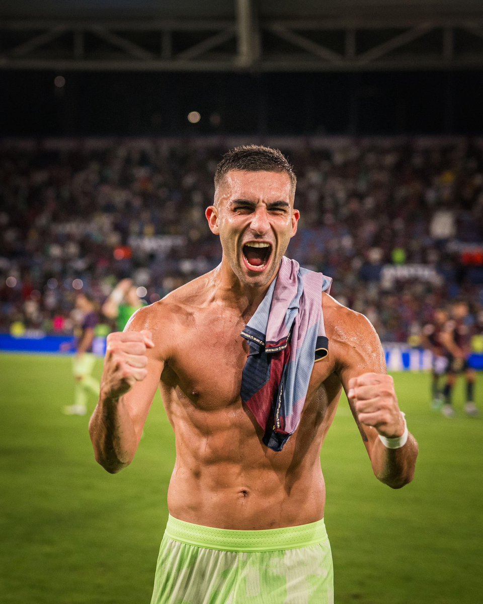 FerranTorres20's tweet image. 🫡🦈 Repetimos! @FCBarcelona