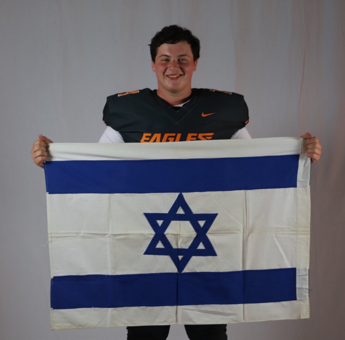 Brad_Schwartz74's tweet image. Year✌️#ForPapa❤️
.
.
.
@post_fb @PostUniversity #LongSnapper #Sophomore #SOAR