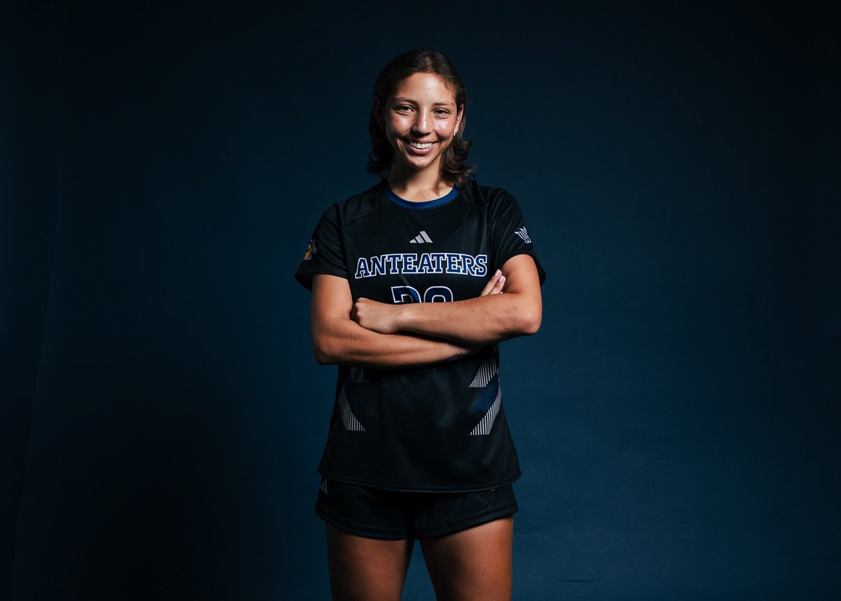 With tomorrow's match against Washington being this year's Cancer Awareness Game, we interviewed Jenika Davis to catch up following her victory over acute myeloid leukemia. Visit the link below to watch!

🔗 | youtu.be/6j6TXlihx5Y

#TogetherWeZot | #STRONGwomen