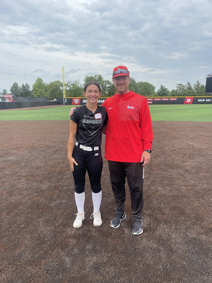 Had a super fun day at <a href="/BallStateSB/">Ball State Softball</a>! Thank you <a href="/CoachPena_BSU/">Helen Peña</a>, <a href="/CoachBurns17/">Matt Burns</a>, <a href="/avrey_steiner/">Avrey Steiner</a>, and all the players for teaching me what Ball State program is like! Hope to be back soon!
<a href="/MIBombersTighe/">MI Bombers Gold Tighe</a> <a href="/Time34T/">Todd Tighe</a>