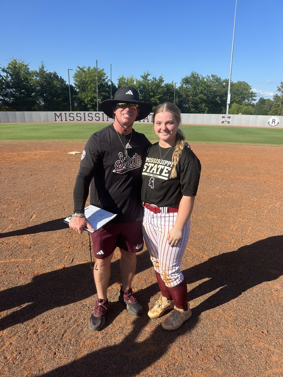 Ellie_Kate2028's tweet image. Thank you @HailStateSB for another great camp today! I always love getting to work on my skills and learn new things there! Can’t wait for the next one! @MrCoachTbratt @CoachZacShaw @Coach_Ricketts @msstate