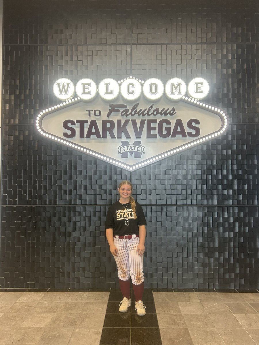 Ellie_Kate2028's tweet image. Thank you @HailStateSB for another great camp today! I always love getting to work on my skills and learn new things there! Can’t wait for the next one! @MrCoachTbratt @CoachZacShaw @Coach_Ricketts @msstate