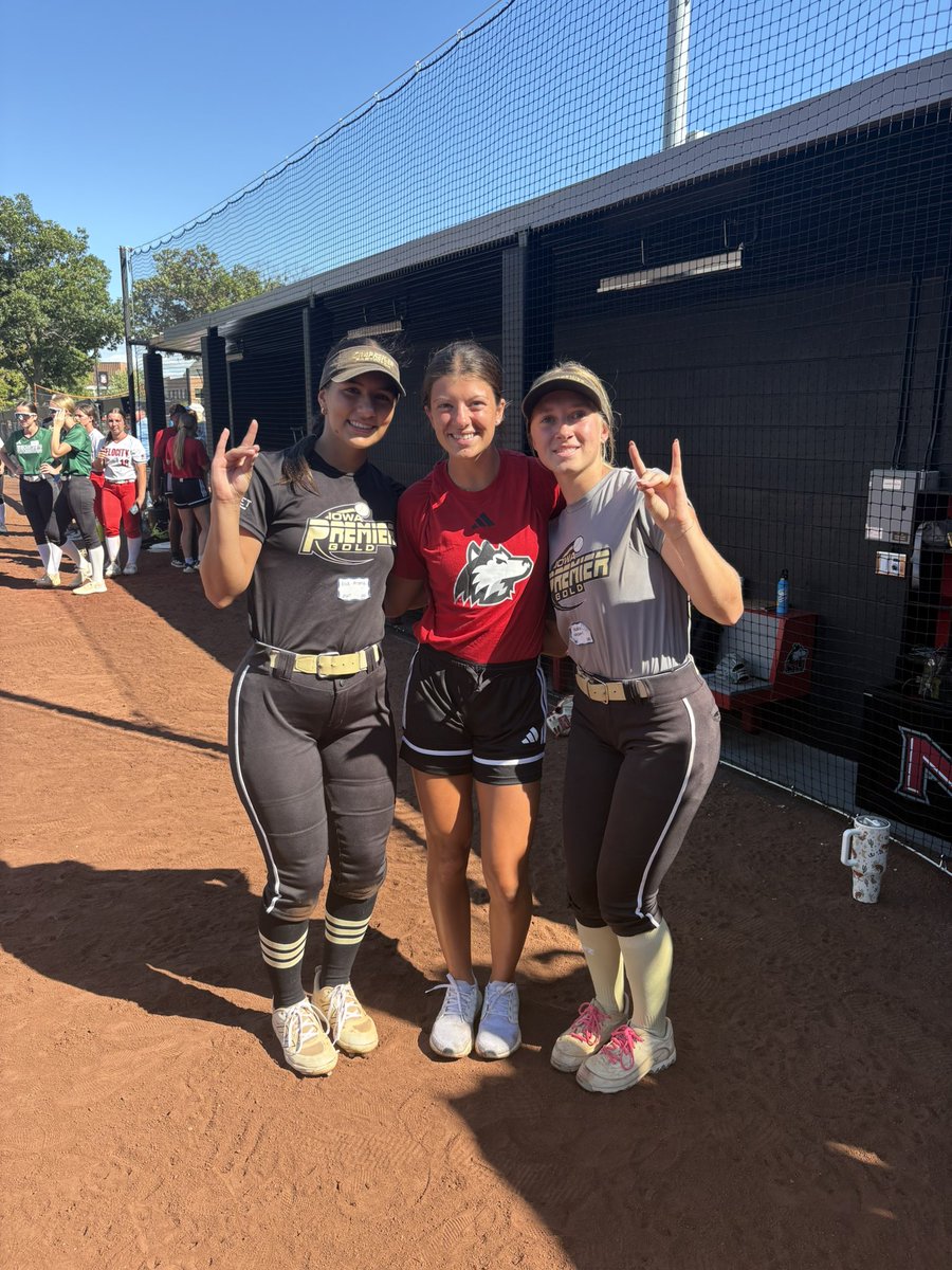 Ella Arana tweet media