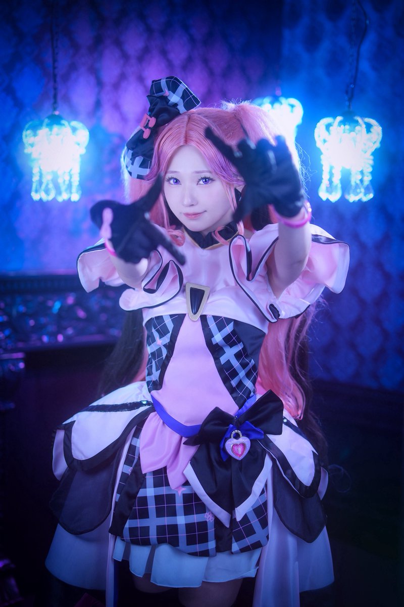 コスプレ⚠︎cosplay
キミとアイドルプリキュア♪
キュアキッス🖤メロロン

┈┈┈┈┈┈┈┈┈┈┈┈┈┈┈┈┈┈┈┈

独り占め🔐🖤

┈┈┈┈┈┈┈┈┈┈┈┈┈┈┈┈┈┈┈┈

📸<a href="/PhotoPhotoNi/">Green</a> 
✒️<a href="/syumiyamy/">まい</a> 
#キミプリ
#precure