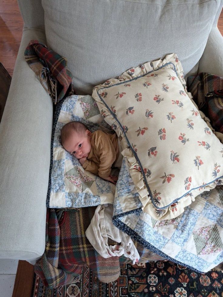 🪽 (@babysmelll) on Twitter photo 