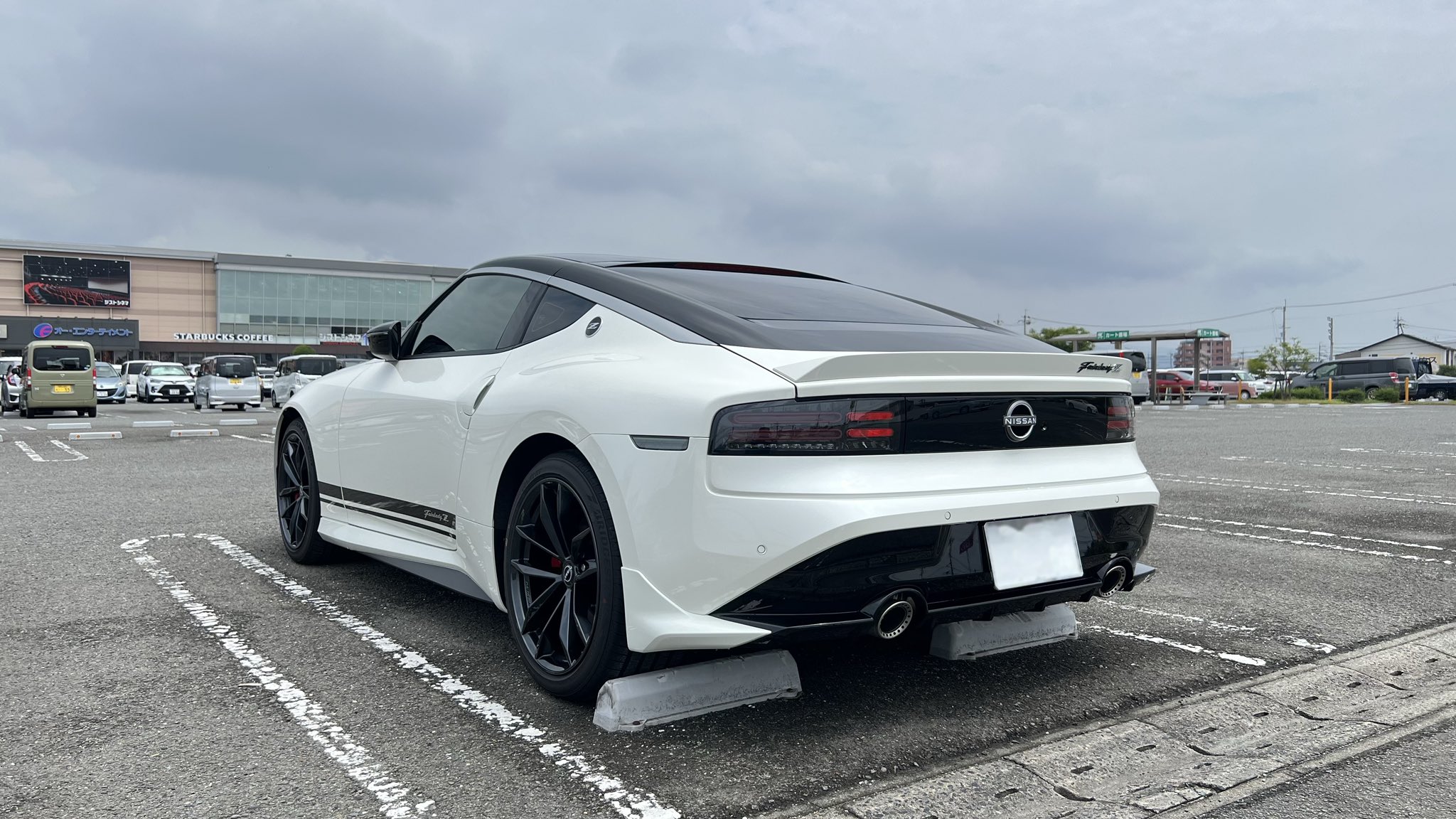 あらゆー 吉田製作所（ヨシダセイサクショ）FRP CARBON / FAIRLADYz31