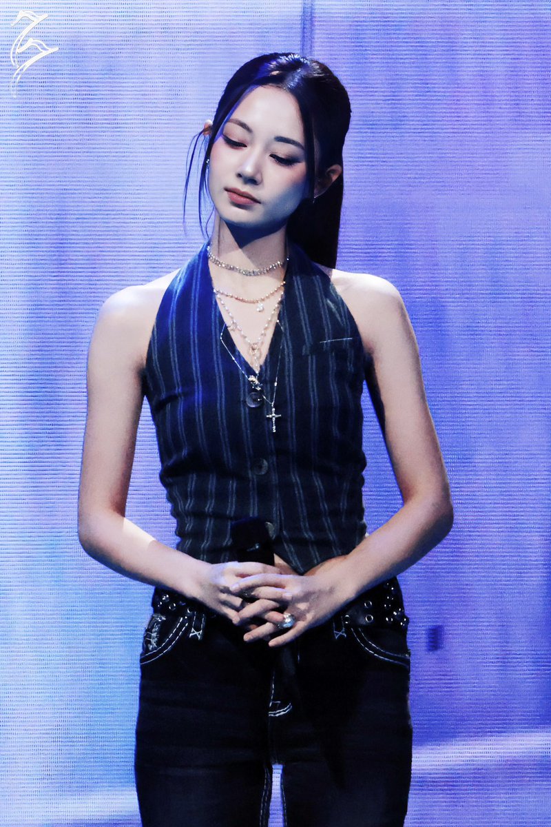77jinqiu_'s tweet photo. 250822
#TWICE #트와이스 
#TZUYU #쯔위 #子瑜 #ツウィ https://t.co/kQbgDKItW6