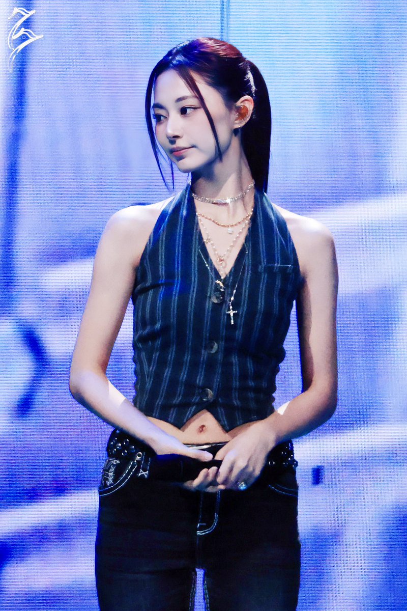 77jinqiu_'s tweet photo. 250822
#TWICE #트와이스 
#TZUYU #쯔위 #子瑜 #ツウィ https://t.co/kQbgDKItW6