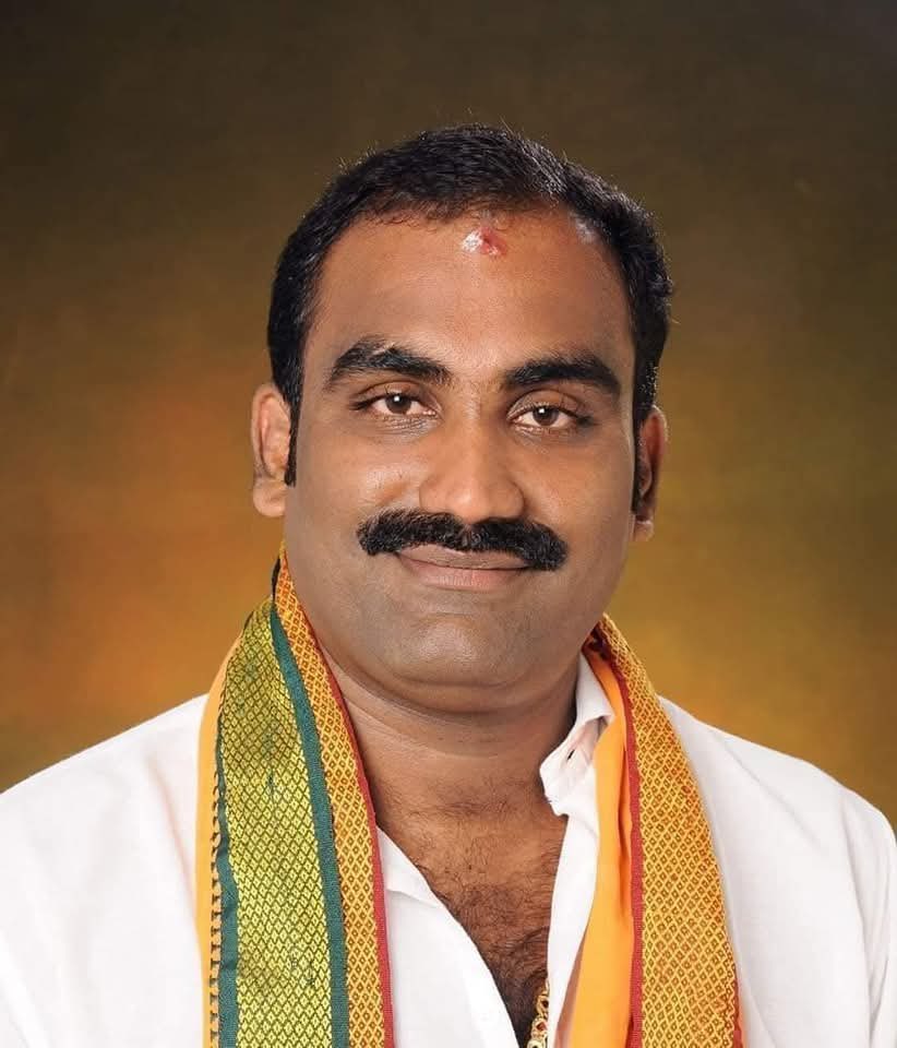 ಹಿಂದುಳಿದ ವರ್ಗಗಳ ಮೋರ್ಚಾದ ರಾಷ್ಟ್ರೀಯ ಪ್ರಧಾನ ಕಾರ್ಯದರ್ಶಿಗಳು, ಉಡುಪಿ ವಿಧಾನಸಭಾ ಕ್ಷೇತ್ರದ ಜನಪ್ರಿಯ ಶಾಸಕರಾದ ಶ್ರೀ <a href="/YashpalBJP/">Yashpal Anand Suvarna</a> ಅವರಿಗೆ ಜನ್ಮದಿನದ ಹಾರ್ದಿಕ ಶುಭಾಶಯಗಳು. ಸಾಮಾಜಿಕ ಕಳಕಳಿಯುಳ್ಳ ಸರಳ ವ್ಯಕ್ತಿತ್ವದ ತಮಗೆ ದೇವರು ಹೆಚ್ಚಿನ ಜನಸೇವೆ ಮಾಡುವ ಶಕ್ತಿ ಹಾಗೂ ಉತ್ತಮ ಆಯುರಾರೋಗ್ಯ ಕರುಣಿಸಲೆಂದು ಹಾರೈಸುವೆ.