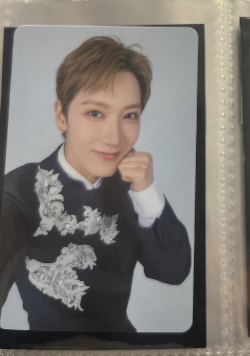 chino_jun88's tweet photo. 威神　ラントレ　wayv 交換
譲　テン　画像
求　シャオジュン　画像💖
現在会場を離れているため、開場後、会場内での交換可能な方でよろしくお願いいたします🙇🏻‍♀️
#wayv交換 https://t.co/borNcl7flJ