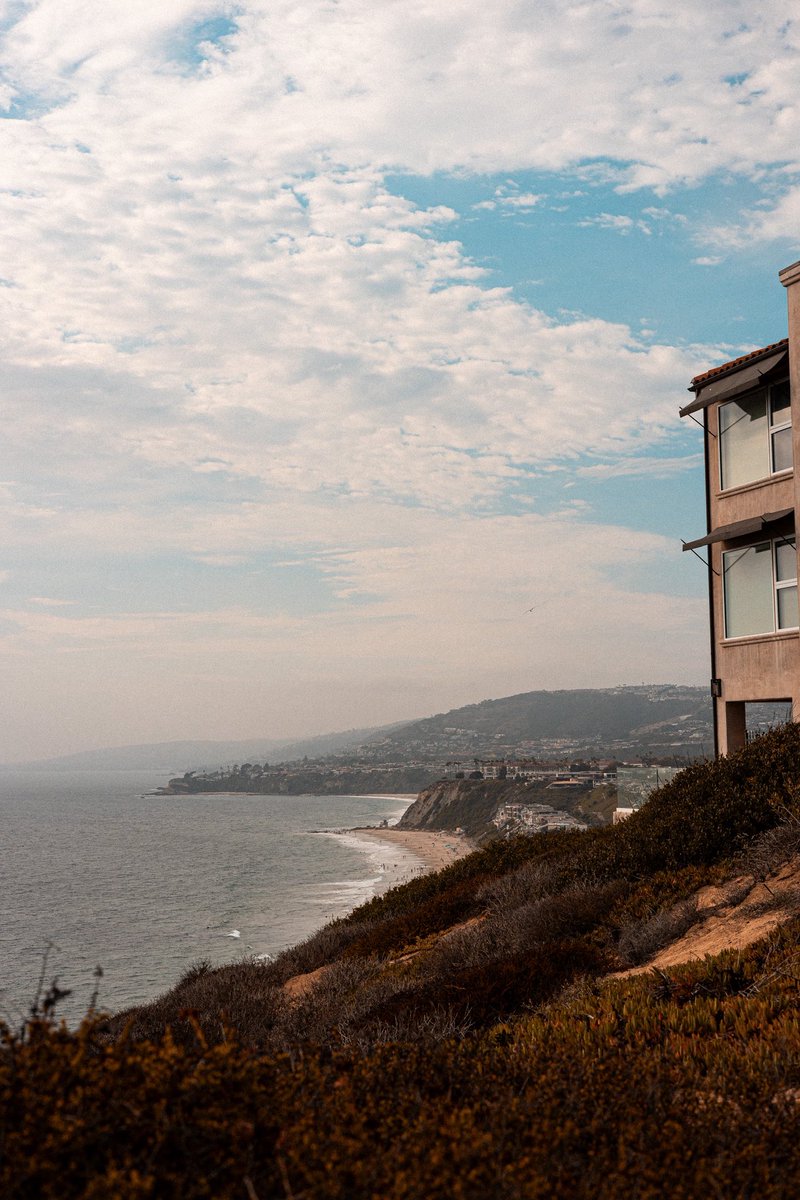 paroxygen's tweet image. Out here in California taking some much needed rest for myself. Gearing up for this Panthers season. So much to look forward to. Hope y’all are well.