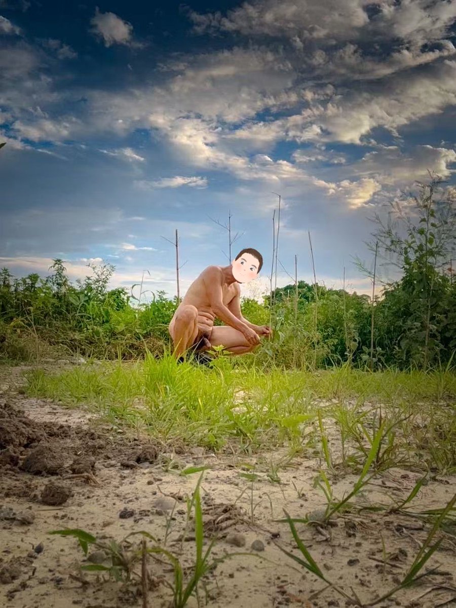 大病一場後才發現
均衡的營養是不可能的

簡單來說～
媽媽再怎麼煮就是那幾樣菜
因爲她自己也會偏食
絕不會煮自己不熟或不喜歡的菜⋯⋯

又因爲你的偏食
10樣菜裡只會吃其中的5樣
長期以來就會造成～
身體所需的某些營養成分不足⋯

到了一定年紀後
身體狀況就會出現變化！

適度補充營養品是必要的～