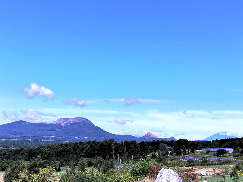 #いっちゃんとお出かけ
いちさん､噴火湾と駒ヶ岳·有珠山·昭和新山ですよ (っ'ヮ'c)