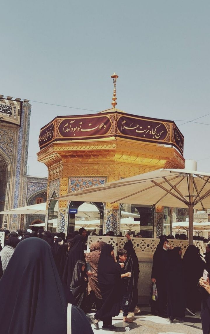 من کجا و تربت حـــرم
دعـــوت تو بود آمدم .
#ایران_امام_رضا 
#شمس_الشموس