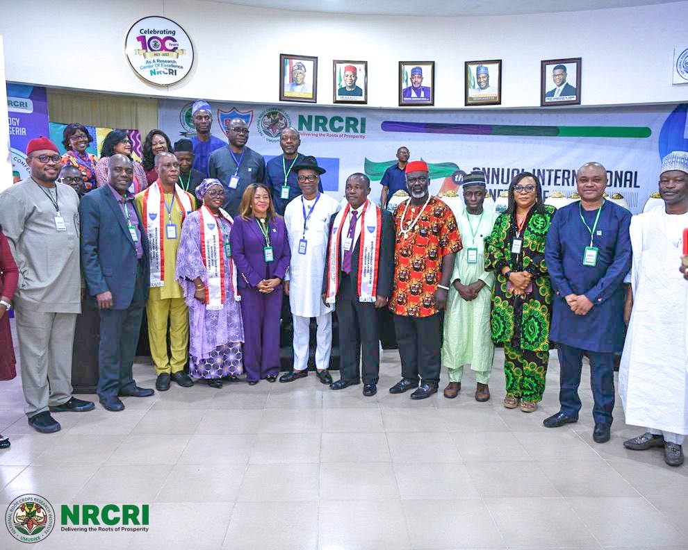 Behold a well-deserved honor! Dr. <a href="/roxydado/">Rose</a> has been awarded a Fellowship of the Biotechnology Society of Nigeria (<a href="/BSNigeria/">Biotechnology Society of Nigeria</a> ) in recognition of her outstanding contributions to #agricultural #biotechnology. We are proud of her dedication to #farmers, #foodsecurity &amp; #science