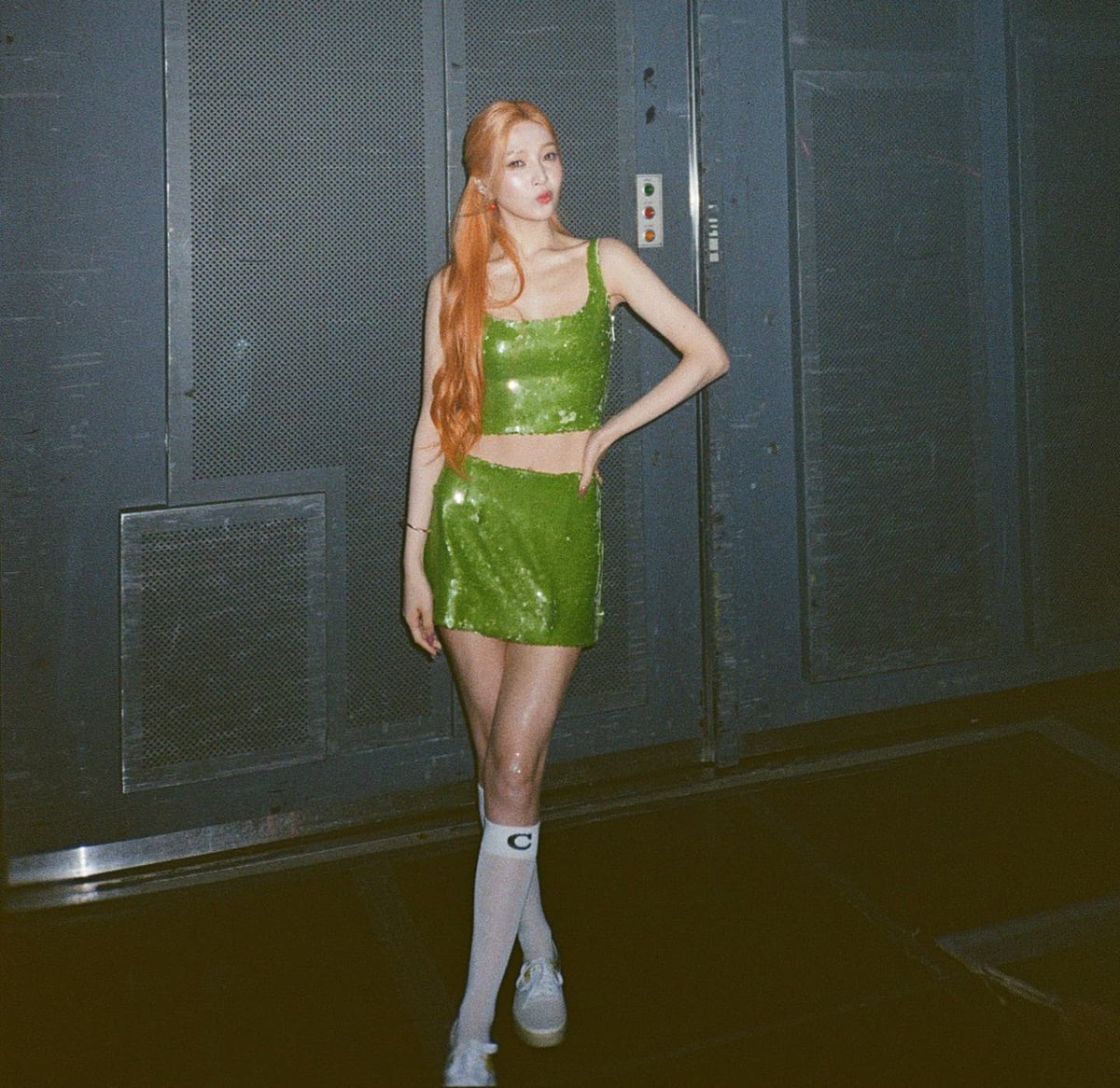 music core’s floor director instagram update with JOY 💚

instagram.com/p/DNtBV6UZJgA/…